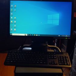 Suoer Fast Dell Desktop With Monitor,mouse,keyboard,speakers,8Gb, 500GbHd, Windows 10,Office, Kodi Installed Desktop Flies