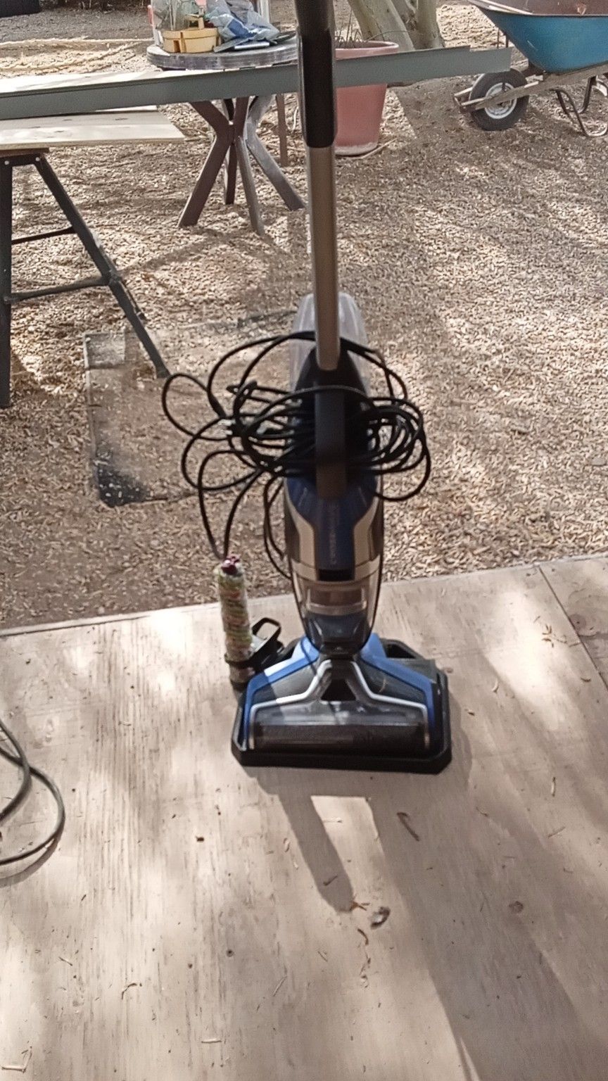 Bissell Electric Floor Scrubber Vacuum In One