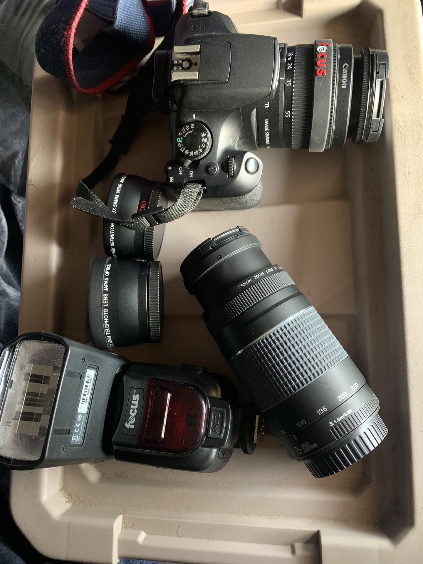 Canon Eos Rebel T6