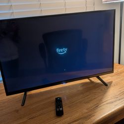 Amazon Fire TV with Fire TV Remote PLUS Wall Mount