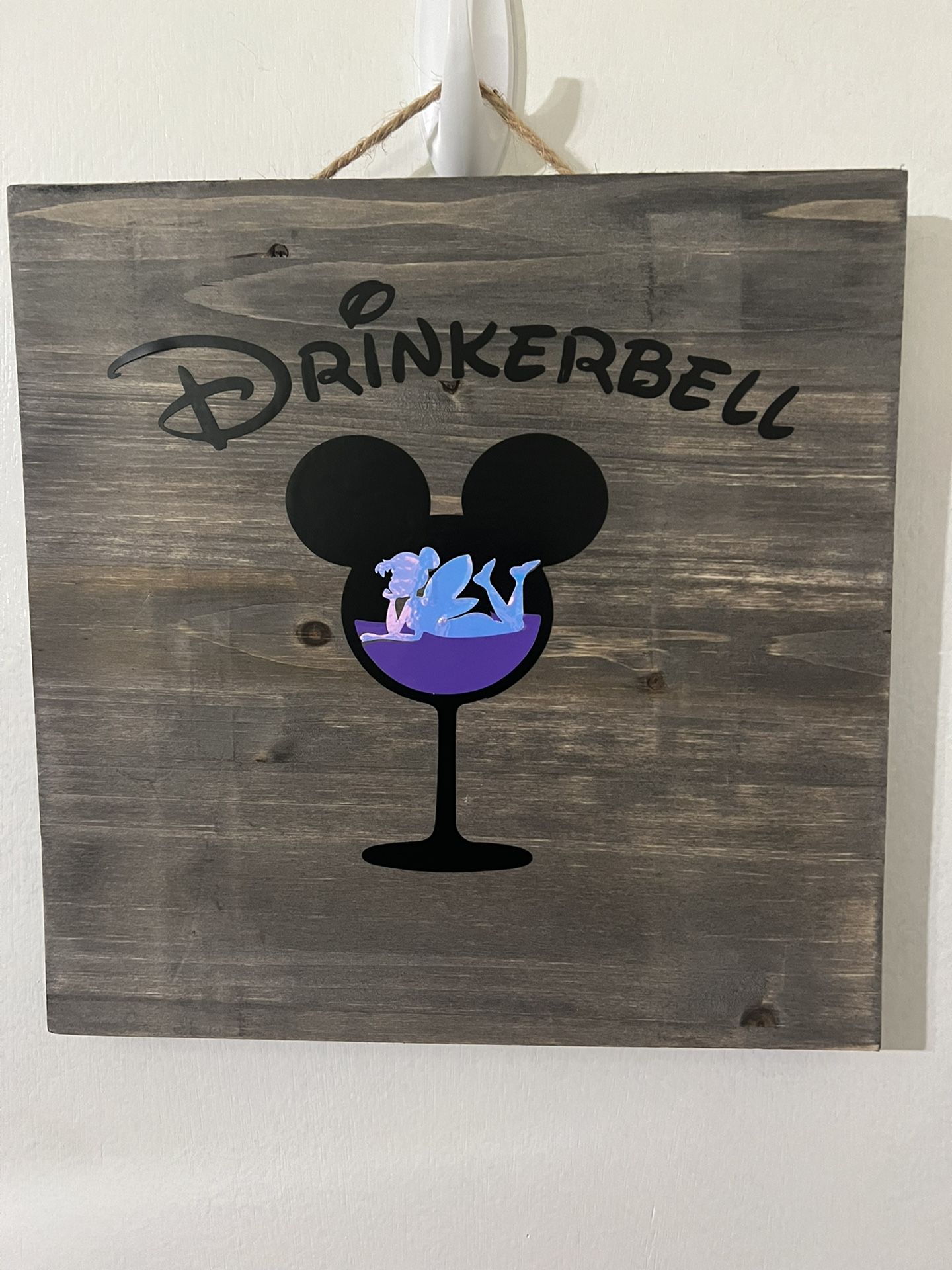 Wooden Signs.- Hanging Decor.