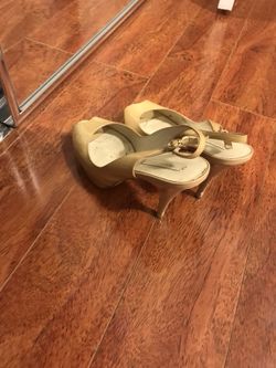 Bcbg pumps/size 9.5