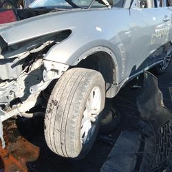 Bendo  Partes de Infiniti Fx35  2010 