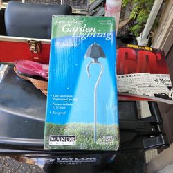 Cast Aluminum Garden Lights (4)