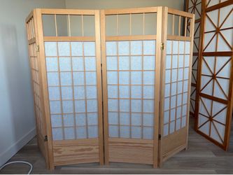 Room divider