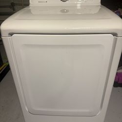 Washer dryer set
