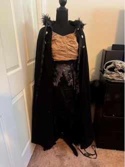 Womens high quality 4 piece pirate costume
