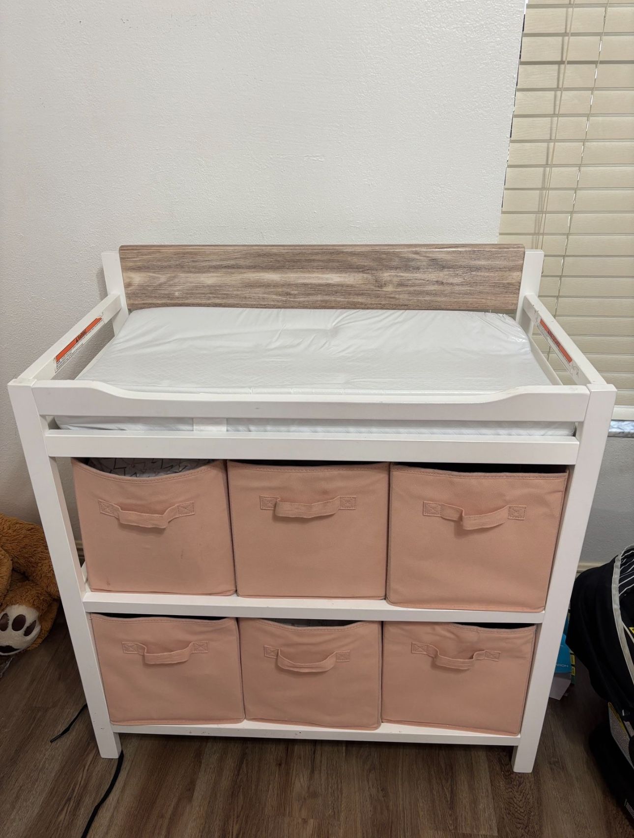 Changing Table + Changing Pad + Removable Drawers