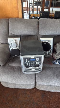 3 speed stereo turntable 3 cd charging system