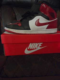 Nike shoes