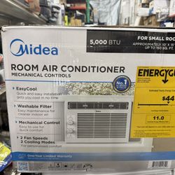 MIDEA - Window Air Conditioner 5000 Btu - Mechanical Controls 