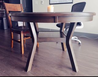 Dark Brown Round Dining Table Set