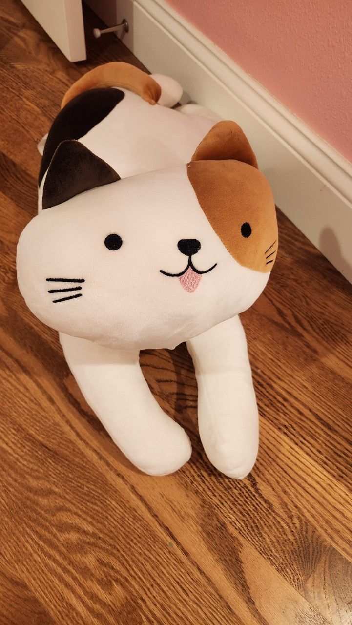 Set Of 2 Cat Plushes.