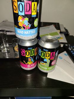 Funko Vinyl Soda Figure Alice In Wonderland Blacklight 