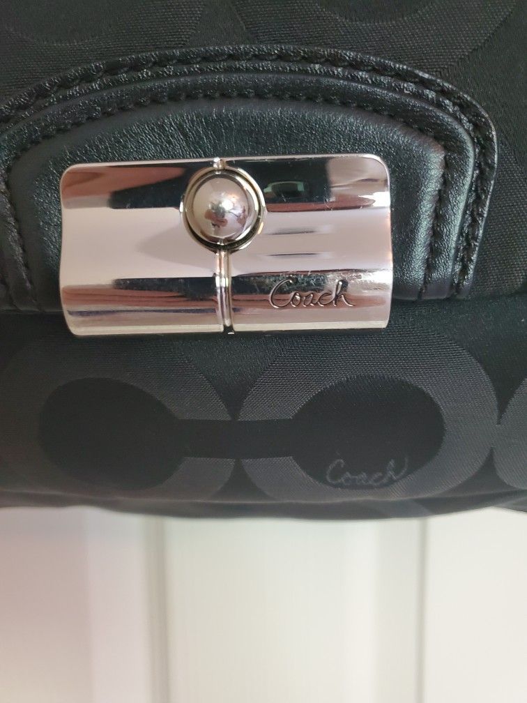 Coach Hobo Style Purse