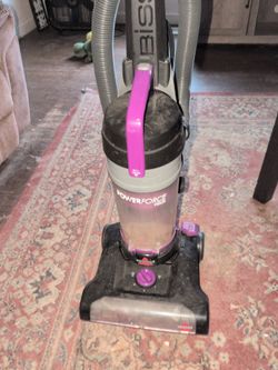 Bissell vacuum cleaner