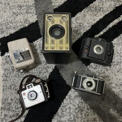 Camera Lot Kodak For Parts As Is 