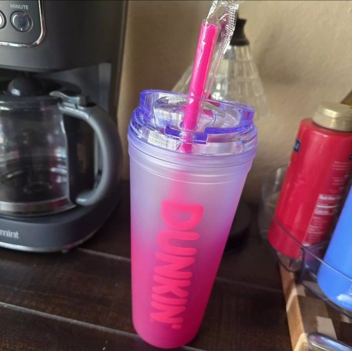 Dunkin Summer 2024 Ombre Plastic Insulated Tumbler Pink 24oz NWT