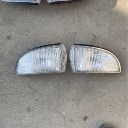 94-96 CHevy Caprice / Impala SS Corners