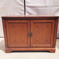 Bar Cabinet  / Buffet Cabinet  / TV Stand