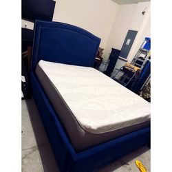 Clean Queen Bed With Mattress $200