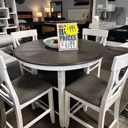 Perfect dining room set! $499 🤍✨