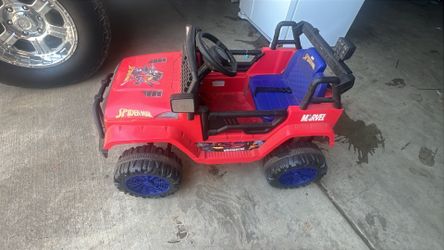 Spider man car