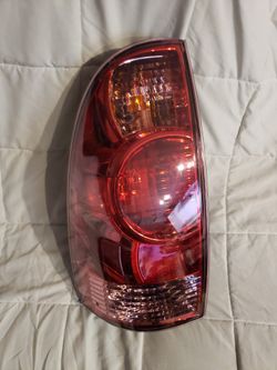 Toyota Tacoma Left Tail Light