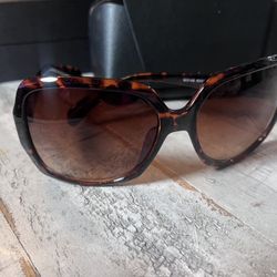 Woman Sunglasses 