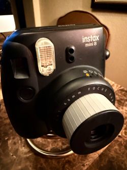 Fujifilm Instax Mini 8 Instant Film Camera Black New Batteries