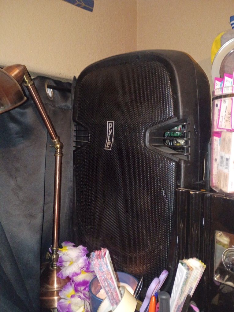 Pyle Bluetooth DJ Speaker