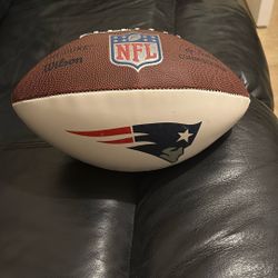 OFFICIAL Wilson NFL Patriots Souvenir Edition Signable NFL Size Football