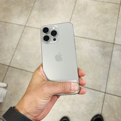 iPhone 15 Pro Max T-Mobile / Metro 256GB