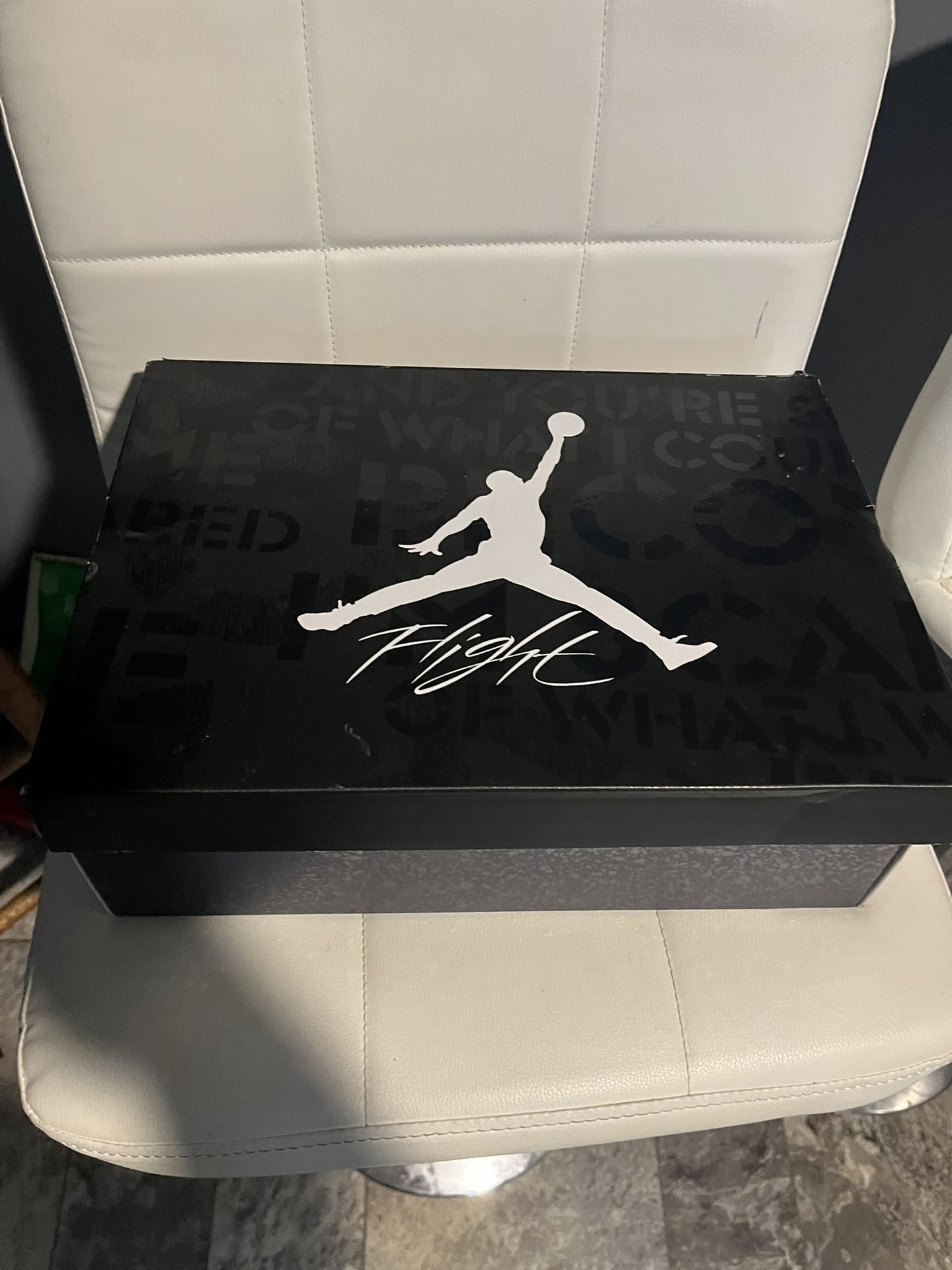 Jordan 4 Fear
