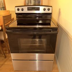 Amana Glass Top Range