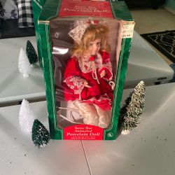 Christmas Animated Santa’s Best Doll