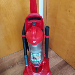 Vacuum Cleaner Upright Bagless Dirt Devil Royale Featherlite Powermax Upright Bagless Vacuum Cleaner---SEE POST.