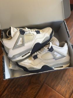 Jordan 4 Midnight Navy
