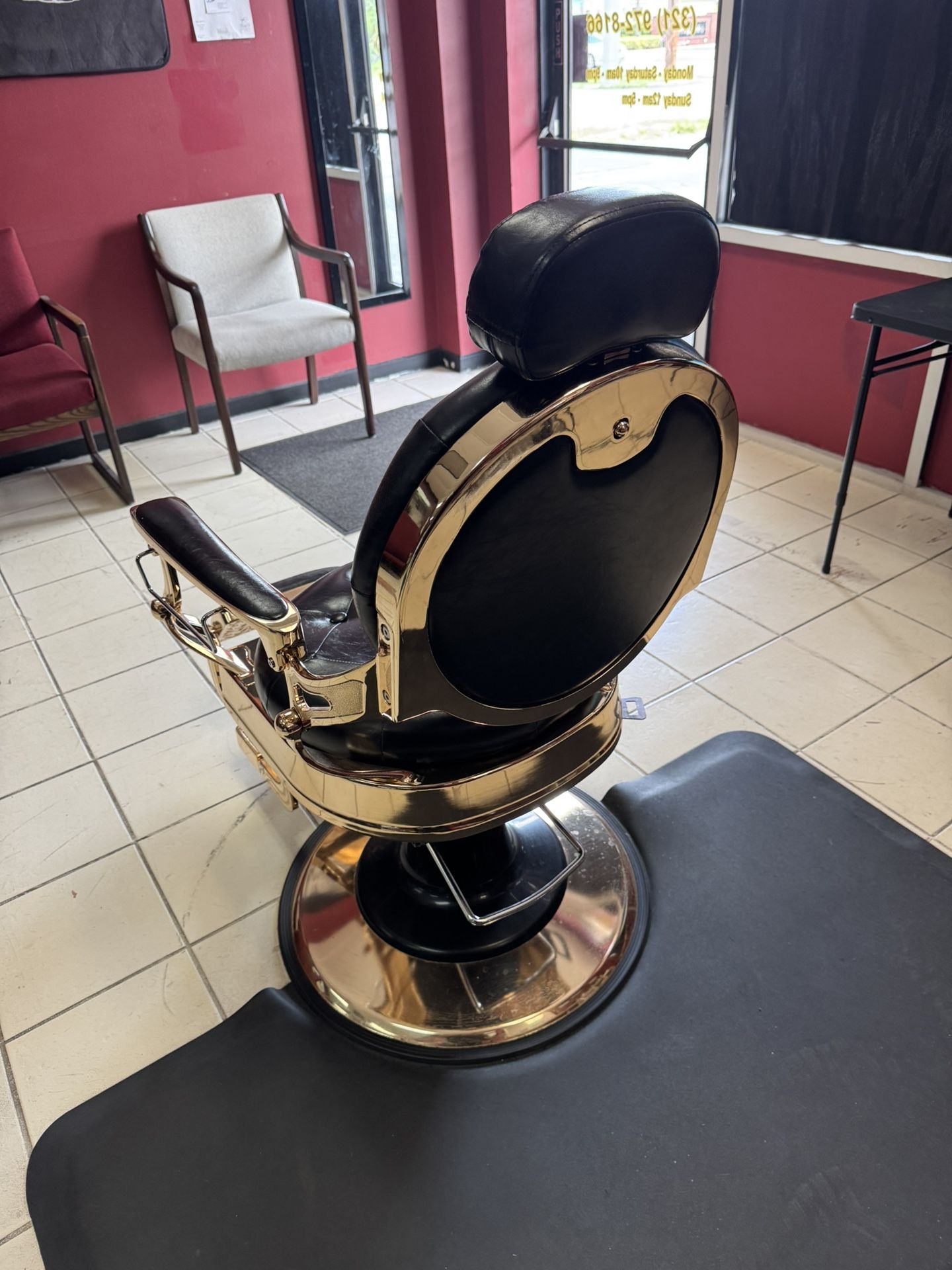 Barber Chair 
