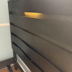 Queen Size Bed Frame 