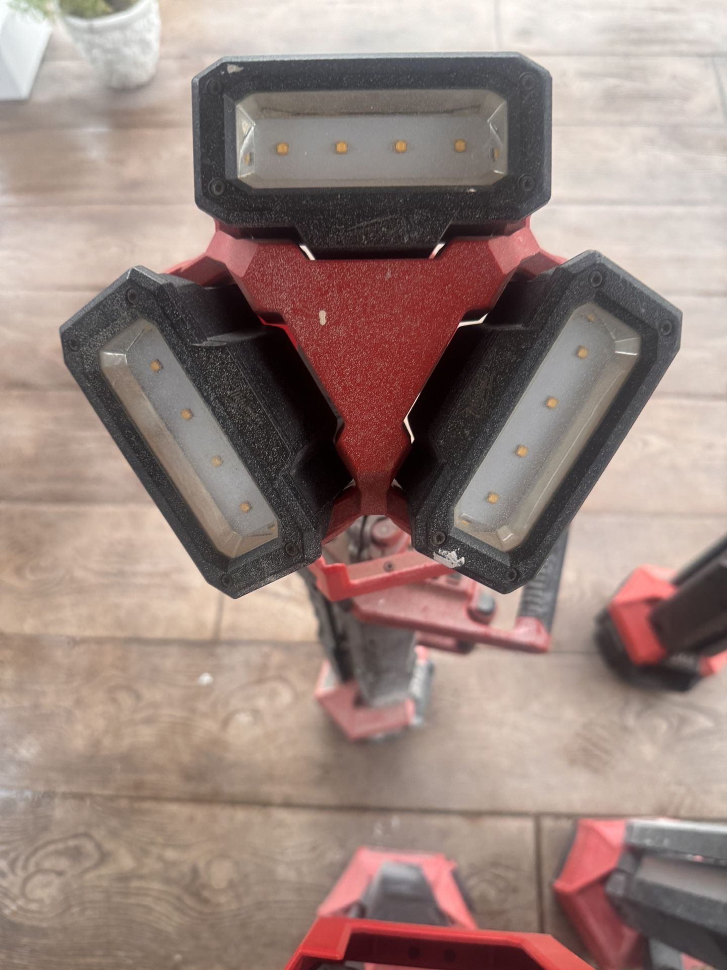 M18 18-Volt Lithium-Ion Cordless Rocket