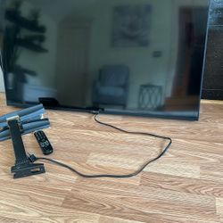 LG TV 38/32 Good Condition