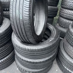 Set Of Four Used Michelin 235/55/20 98% TREAD LIFE