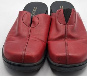 Vintage Villager Red Leather Mules. Size 11.