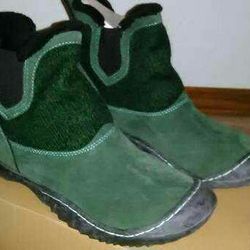 Woman's J Sport Boots! "New In Box w/ tags " Size 8.5 