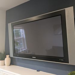 42" Phillips Plasma TV