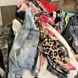 Girls clothes size 6/7