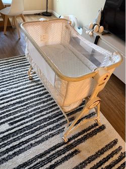 Bassinet new born 0-6 mons