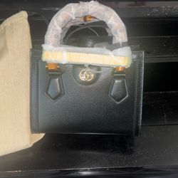 2016-2024 Gucci Small Leather Bamboo Diana satchel
