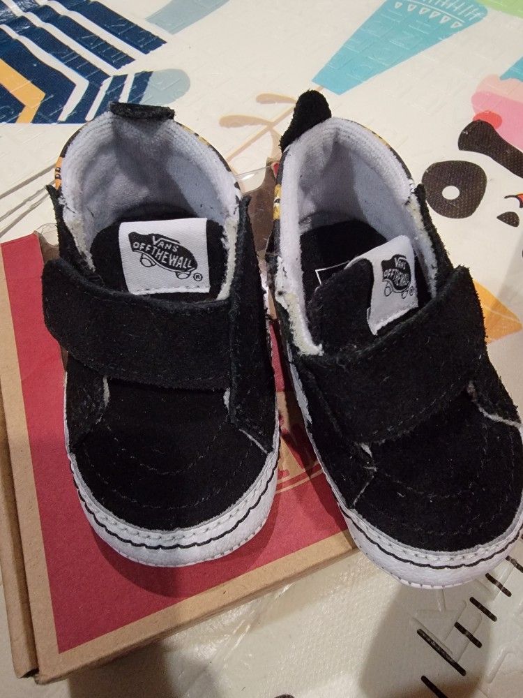 Infant sk8-hi crib vans